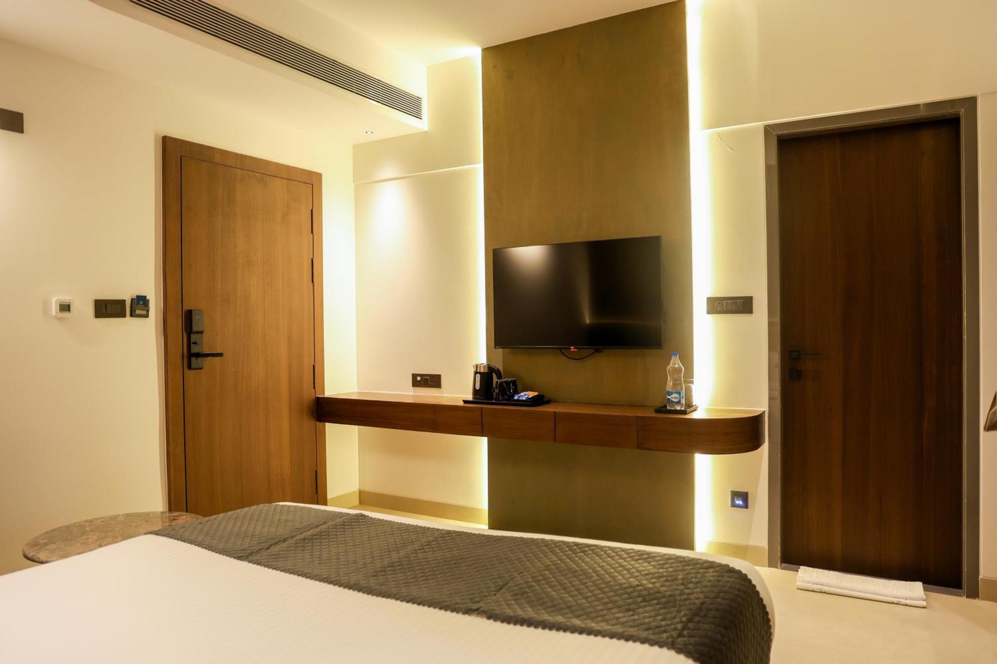 Raga - A Boutique Hotel ベルガウム エクステリア 写真